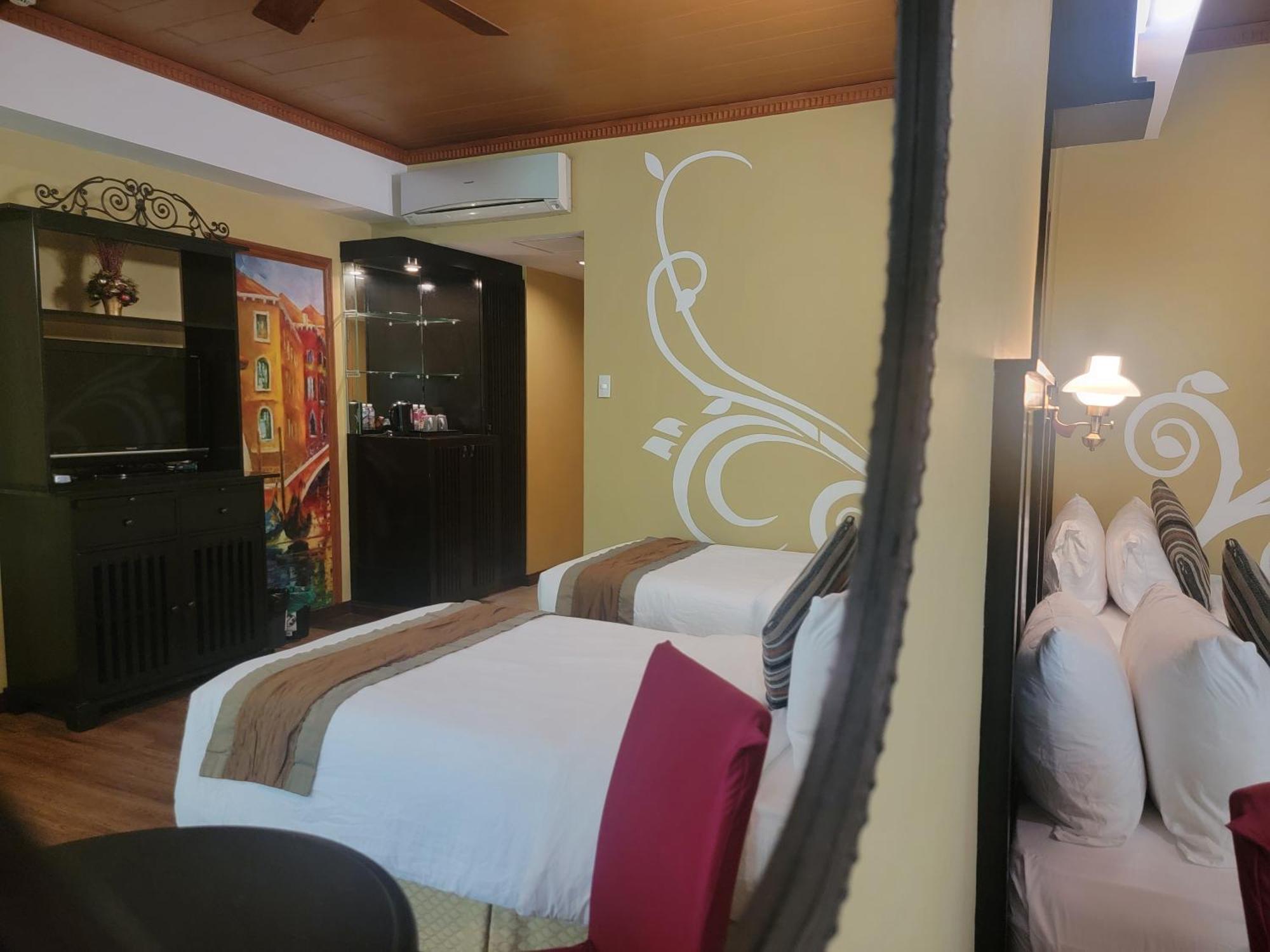 Lee Boutique Hotel Tagaytay Tagaytay City Exterior photo